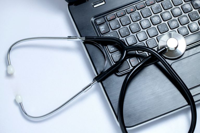 フランスが築いた公衆衛生とワクチン政策の歩みから学ぶ感染症対策社会モデル